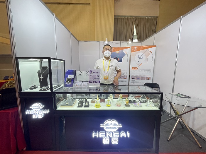 沈阳恒爱生命晶体首次参加殡葬博览会